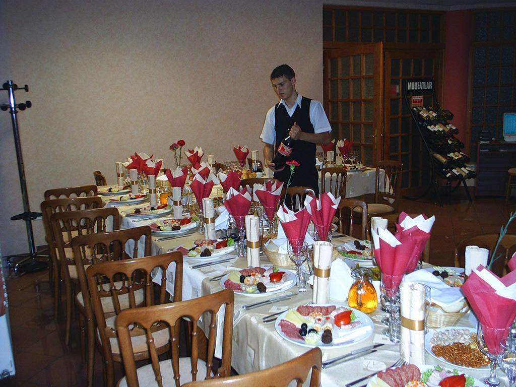 Hotel Lotus Арад Екстериор снимка